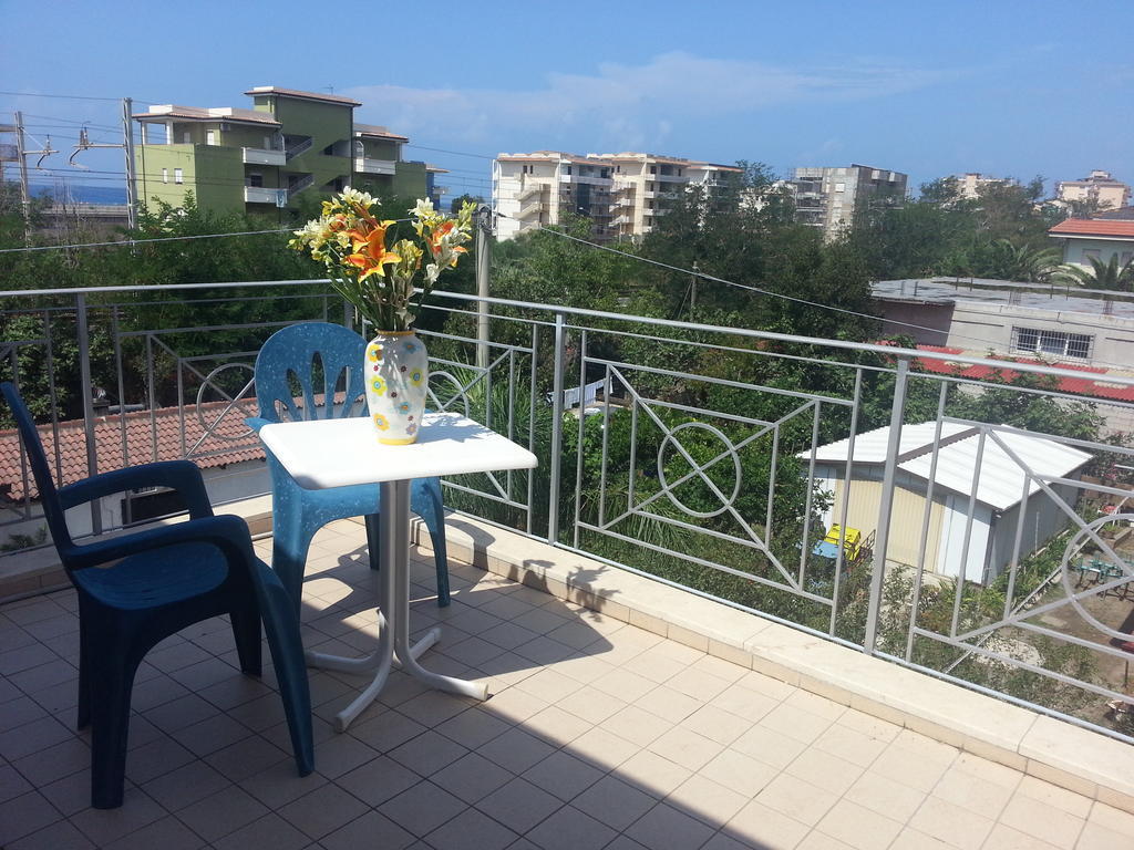 Hotel Mistef Falerna Oda fotoğraf