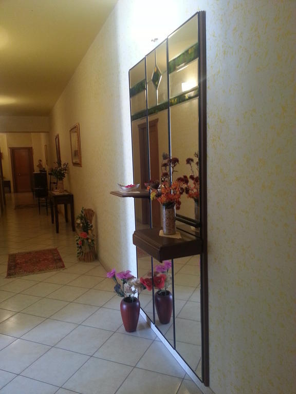 Hotel Mistef Falerna Oda fotoğraf