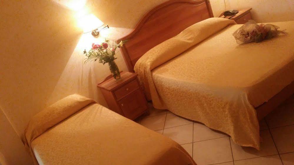 Hotel Mistef Falerna Dış mekan fotoğraf